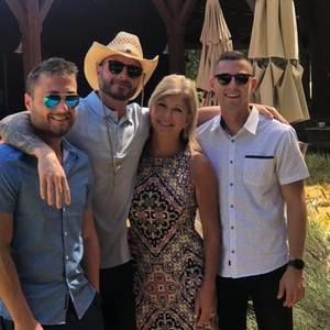 Meet your Posher, Janet